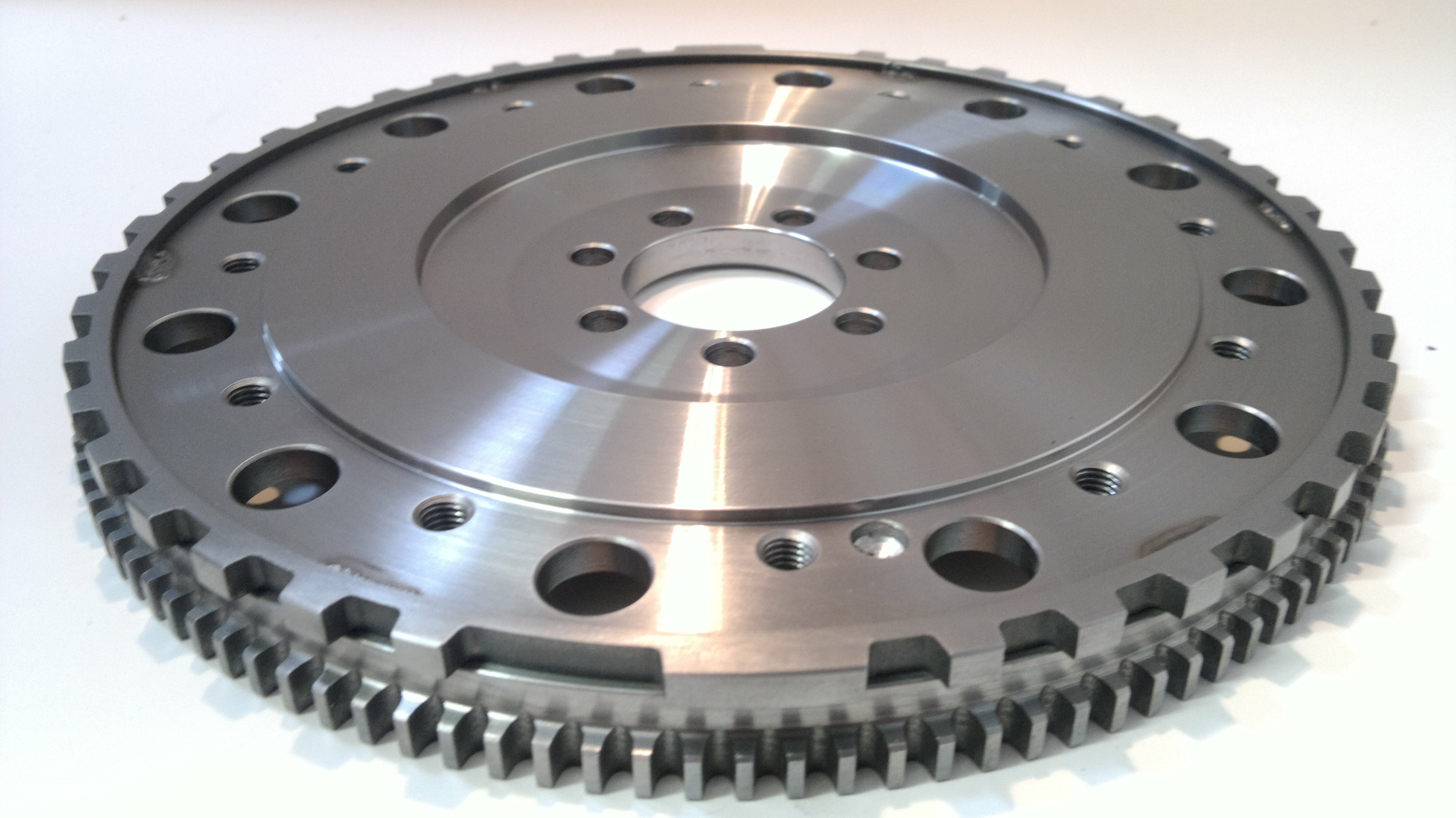 Volante de motor TTV aligerado para Renault 5 GT Turbo para embrague 184mmArray