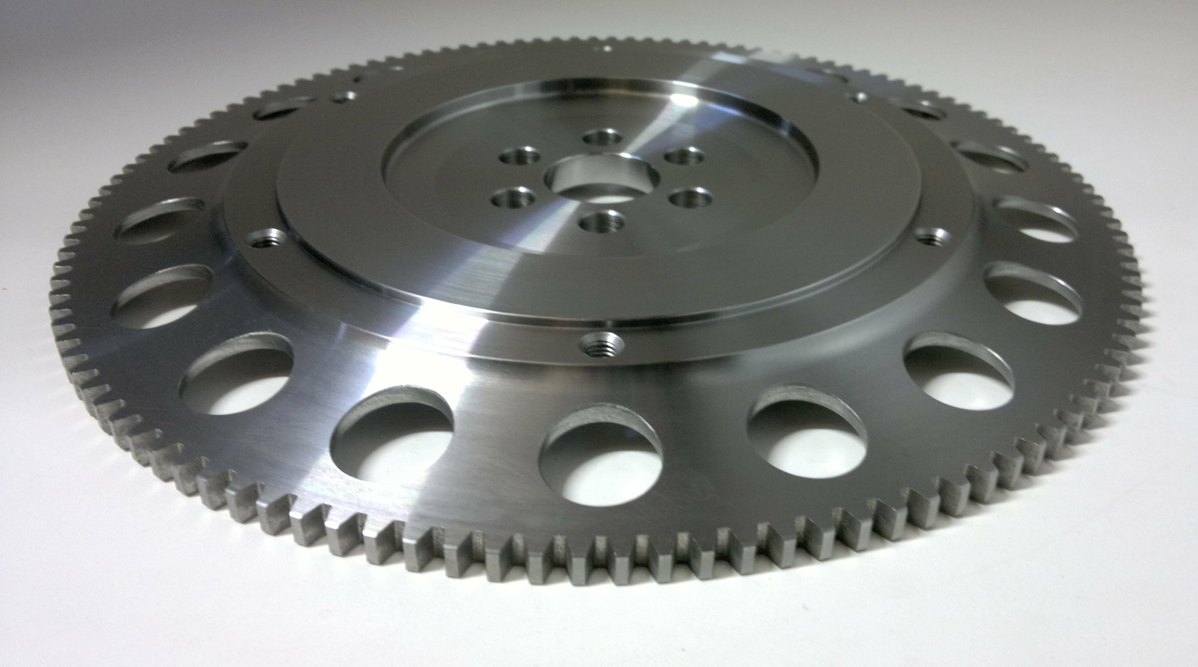 Volante de inércia TTV aligeirado para embraiagem Nissan 240, 260, 280Z 184mmArray