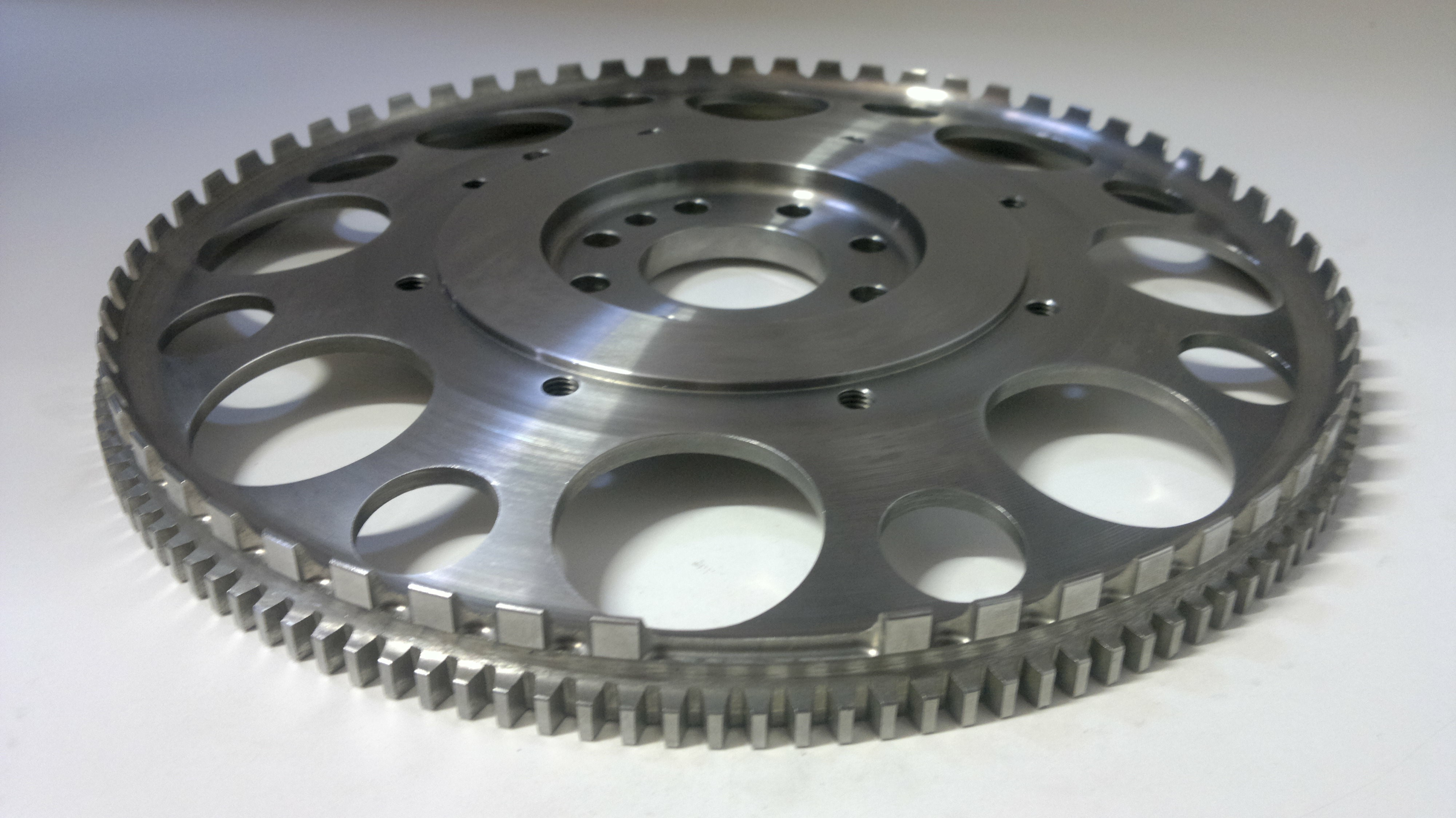 Volante de motor TTV aligerado para Peugeot 306 GTI embrague 140mm reforzadoArray