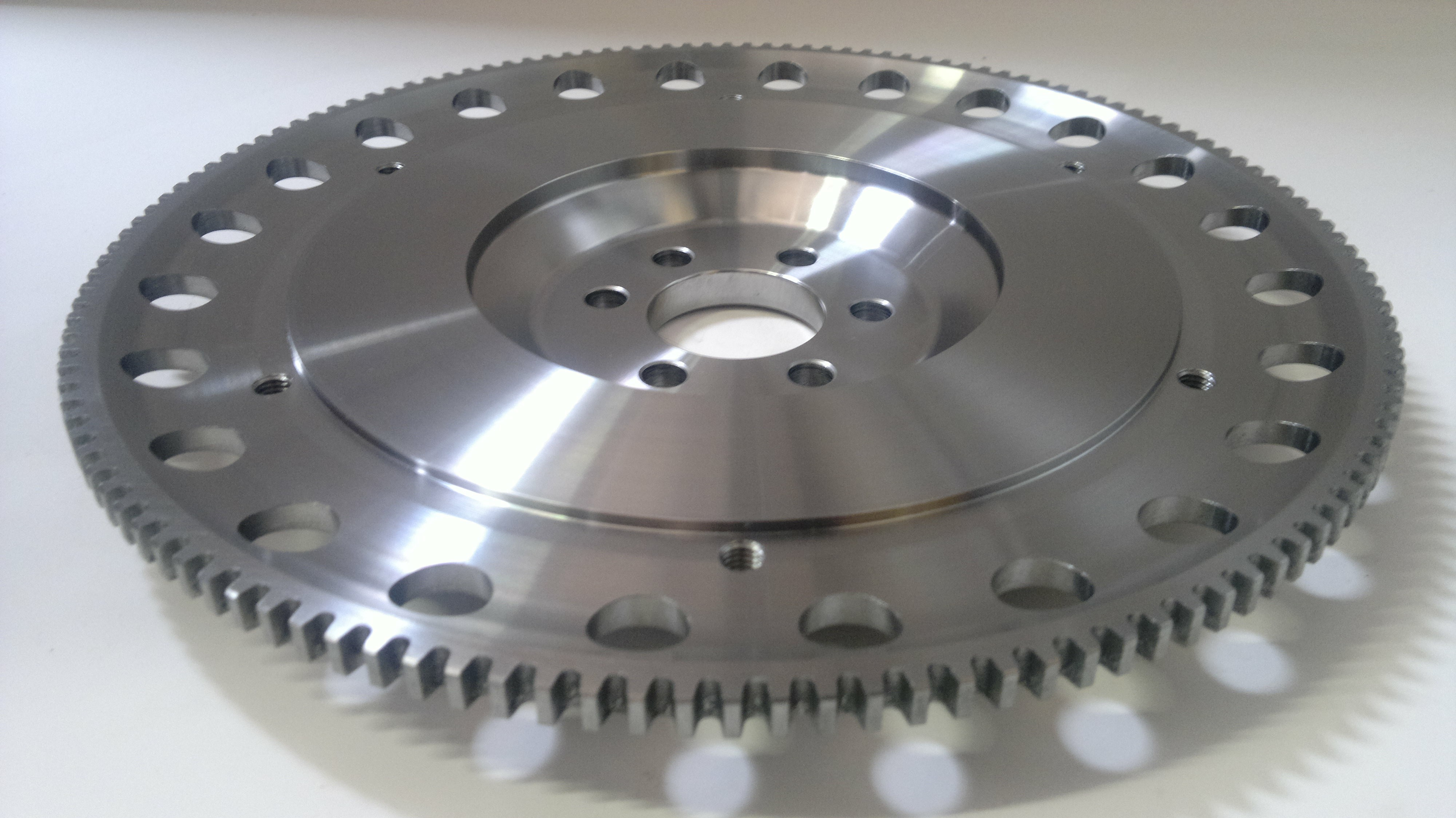 Volante de inércia TTV aligeirado para embraiagem Audi 1.8T 20V 200mmArray