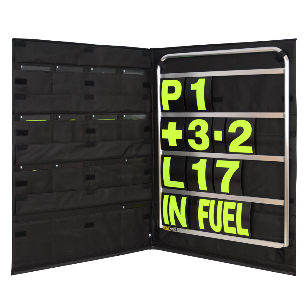 Kit de quadro negro em alumínio com números amarelos e saco de arrumaçãoArray