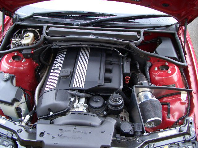 Kit admisión directa PIPERCROSS para BMW E46 330i 06/00 -  Kit Admisión encapsuladoArray
