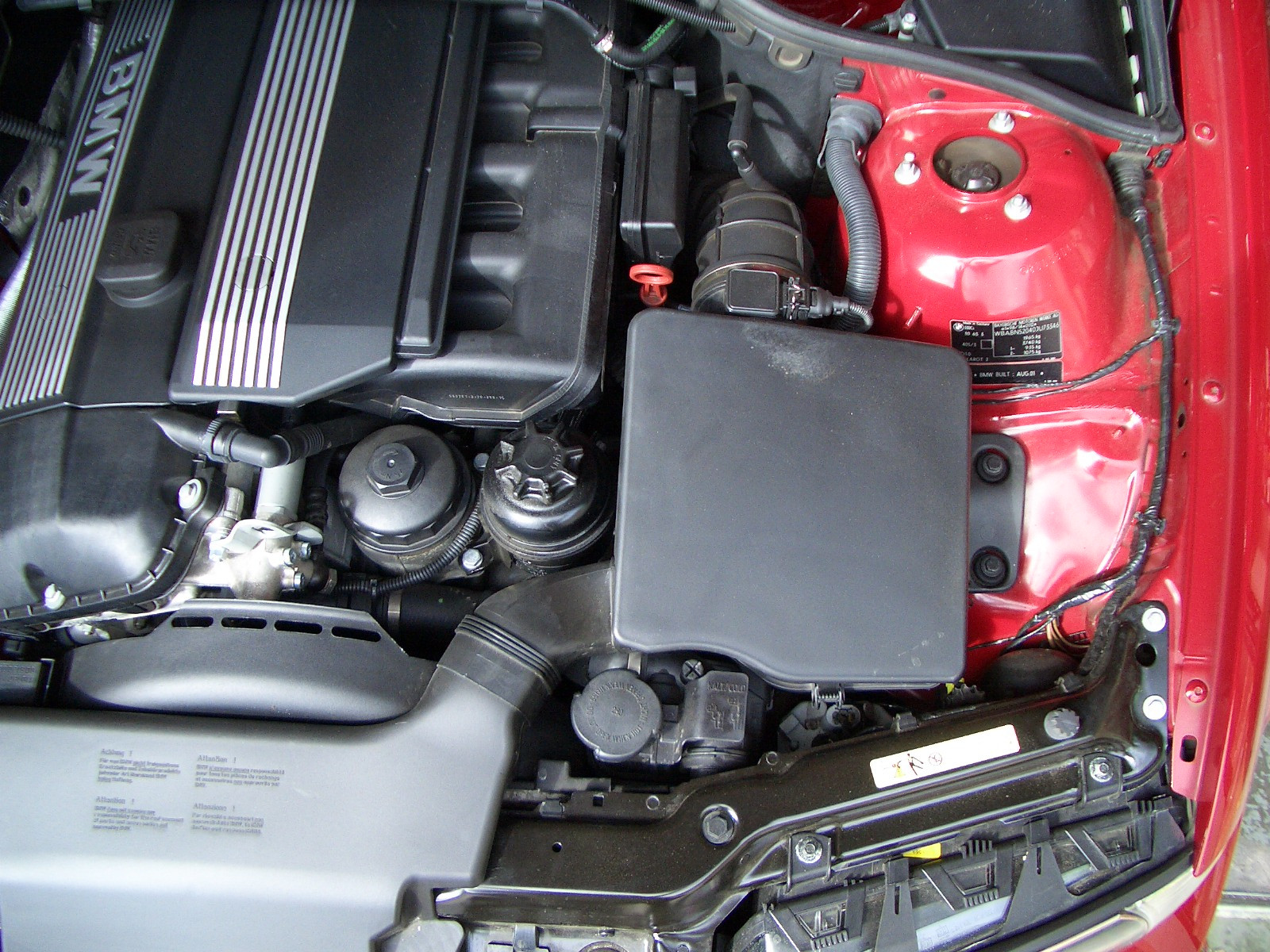Kit de Admissão Direta PIPERCROSS para BMW E46 330i 06/00 - Kit de Admissão EncapsuladoArray
