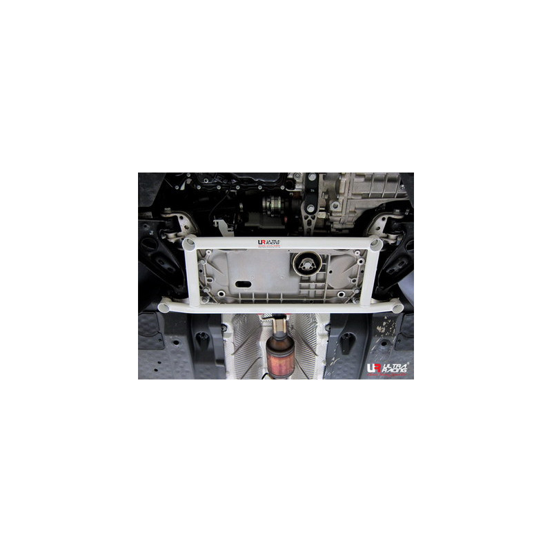 Refuerzo en H/barra de cuadro delantero VW Golf 5/6 GTI/R32/R36 /Scirocco 4 puntosArray