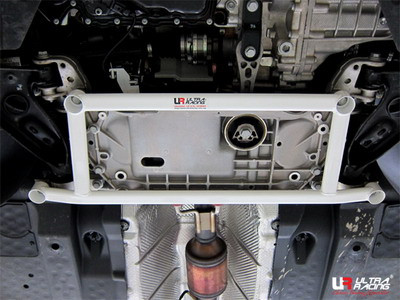 Refuerzo en H/barra de cuadro delantero VW Golf 5/6 GTI/R32/R36 /Scirocco 4 puntosArray