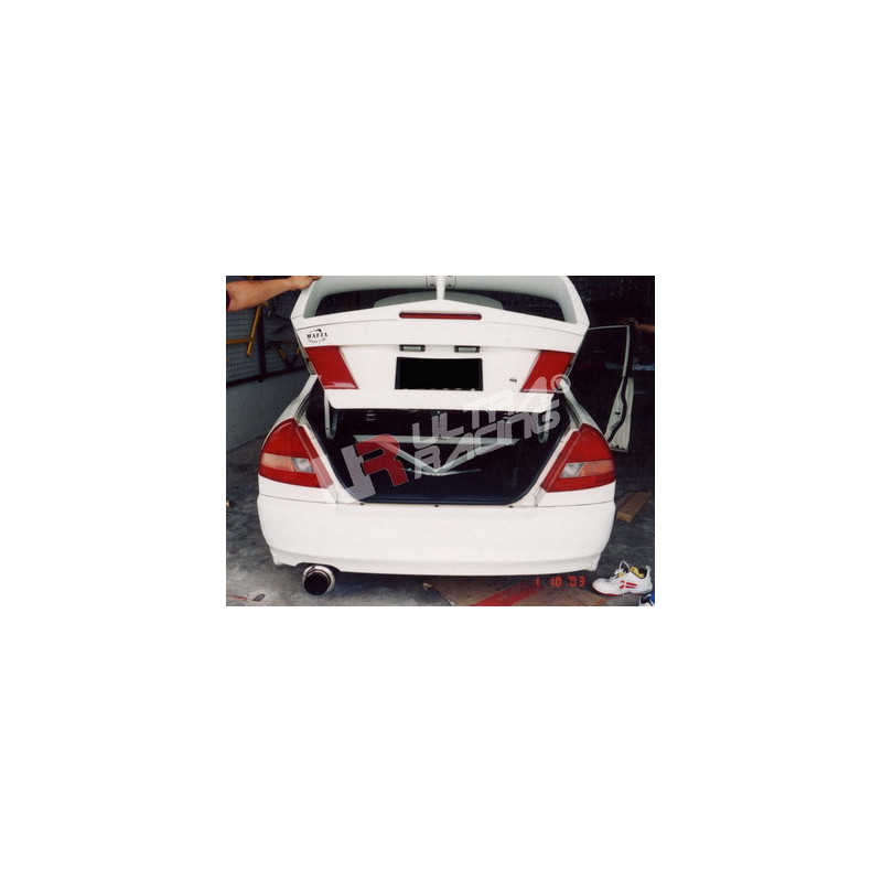 Barra de puntal superior trasera Mitsubishi Lancer 96-99  3 puntosArray