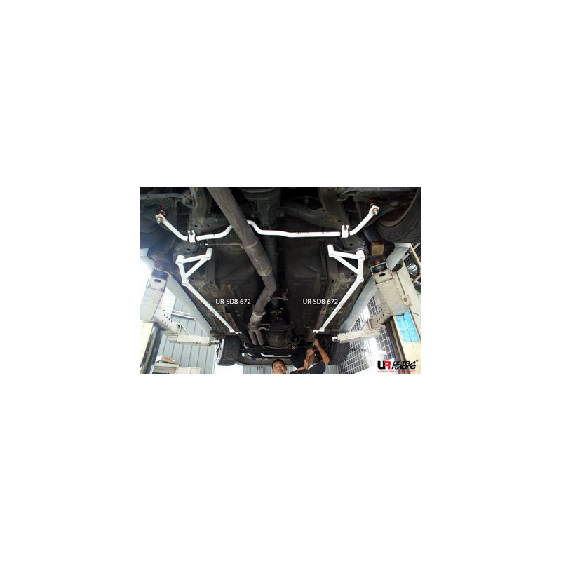 Refuerzo en H/barra de cuadro delantero Nissan S13 89-94  2x4 puntosArray