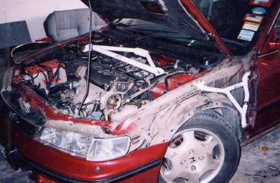 Barra de suporte superior dianteira Honda Accord 94-97 2D 3 pontosArray