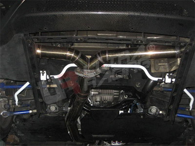 Barra estabilizadora traseira Nissan Skyline GTR R35 18mmArray