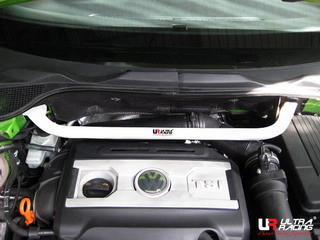 Travesaño superior delantero VW Scirocco 08+ 2.0T 2 puntosArray