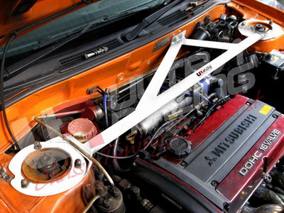 Barra de suporte superior dianteira Mitsubishi EVO 4/5/6 3 pontosArray