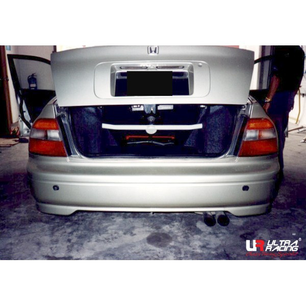 Barra de puntal superior trasera Honda Accord 94-97 2DArray