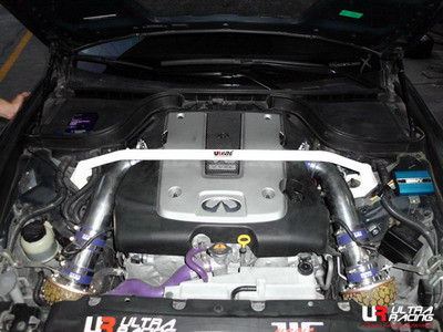 Barra de puntal superior delantera Nissan 370Z /Infiniti G37Array