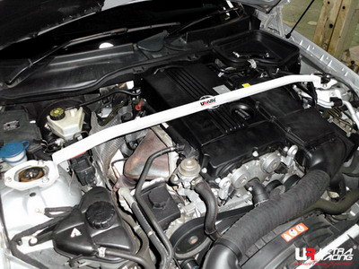 Barra de puntal superior delantera Mercedes SLK 200/280 04-11Array