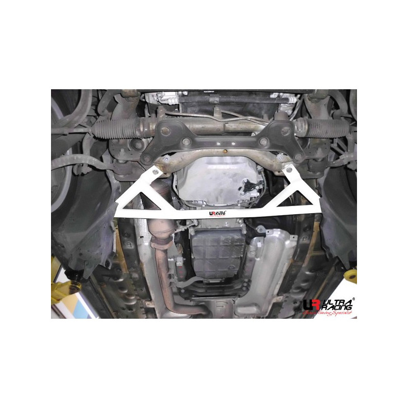 Reforço do quadro dianteiro H/bar Mercedes CLS 3.0 W218 11+ 4 pontosArray