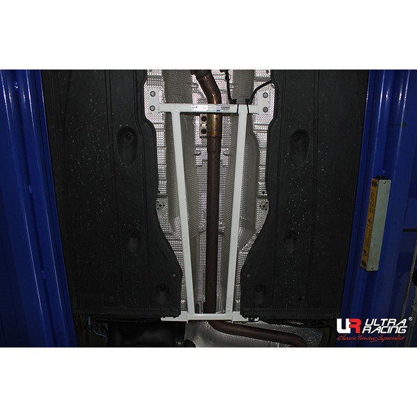 Reforço central inferior 4 pontos VW Golf 7 2.0TDIArray