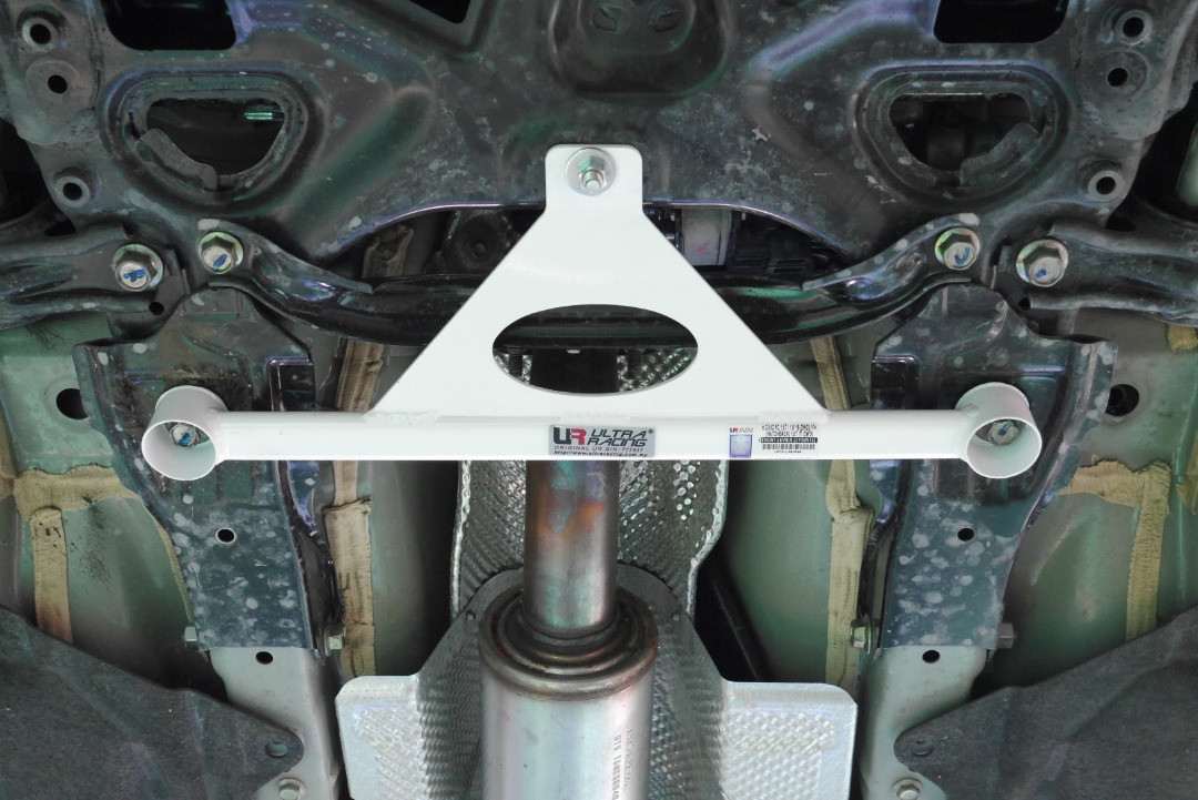 Barra de conexión inferior delantera Honda Civic Type-R FK8 17+ 3 puntosArray