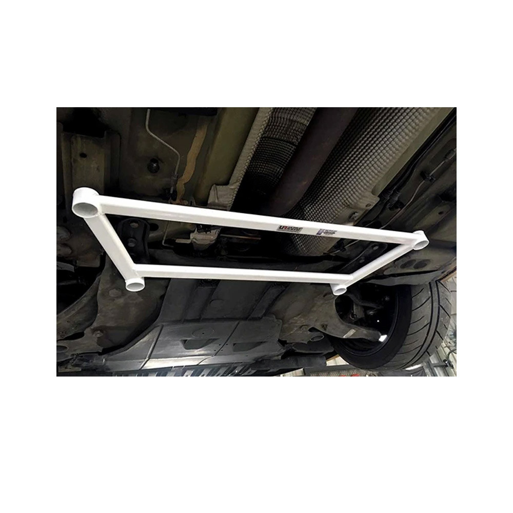 Refuerzo/barra delantera del bastidor en H del Renault Megane 3 RSArray