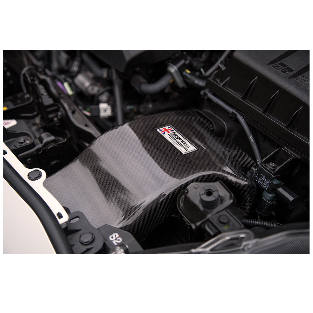 Conducto de admisión de aire de carbono FORGE para Toyota Yaris GRArray