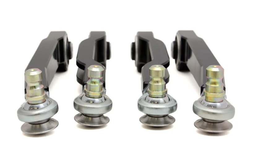 Brazos superiores de suspensión ajustables reforzados 034Motorsport para Audi A4 / S4 / RS4 / S6 / RS6 ( B5 / B6 / B7 / C5)Array