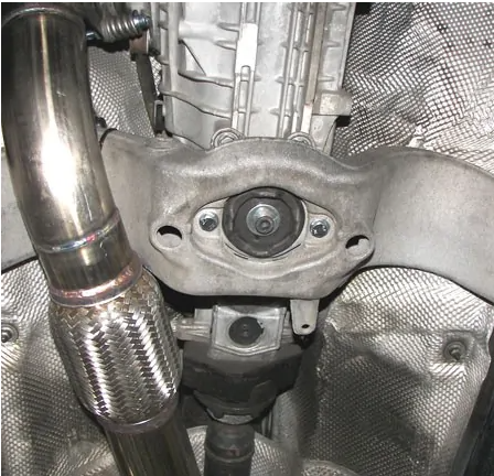 Soporte de transmisión 034Motorsport Density line / 6 velocidades caja de cambios manual y CVT B6/B7 Audi A4/S4/RS4Array