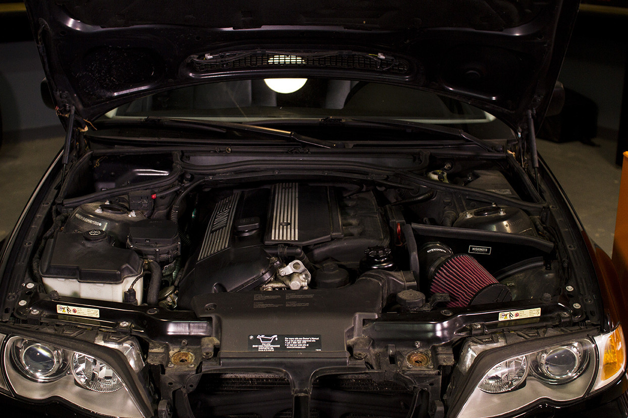 Kit de admissão direta MISHIMOTO para BMW E46 330i (2001-2006)Array