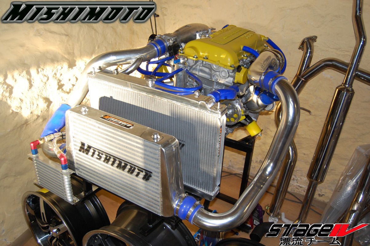 Radiador de água em alumínio MISHIMOTO para Nissan 240SX S14 com motor SR20 (1995-1998)Array