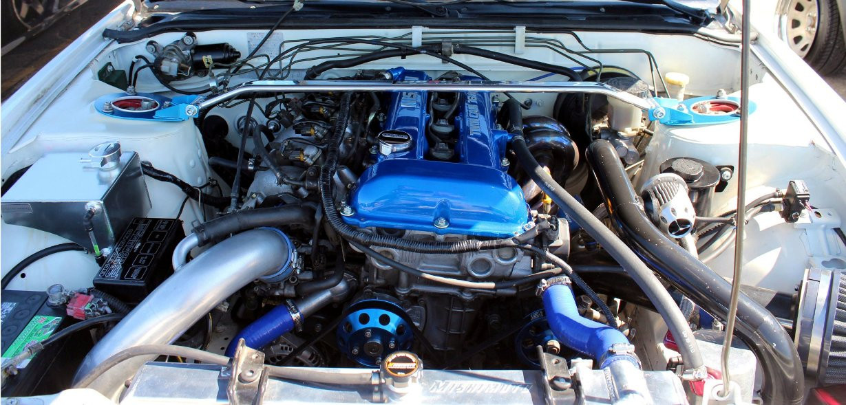 Radiador de água em alumínio MISHIMOTO para Nissan 240SX S13 com motor SR20 (1989-1994)Array