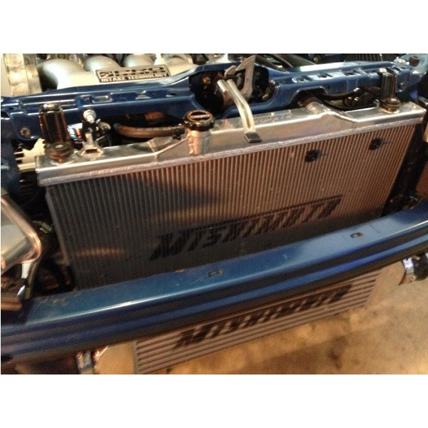Radiador de água em alumínio MISHIMOTO para Integra tipo R DC5 (2002-2006)Array