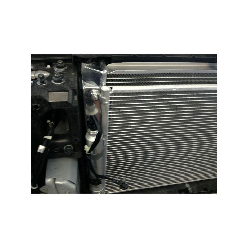 Radiador de água em alumínio MISHIMOTO para Nissan 370Z (2009-2020)Array