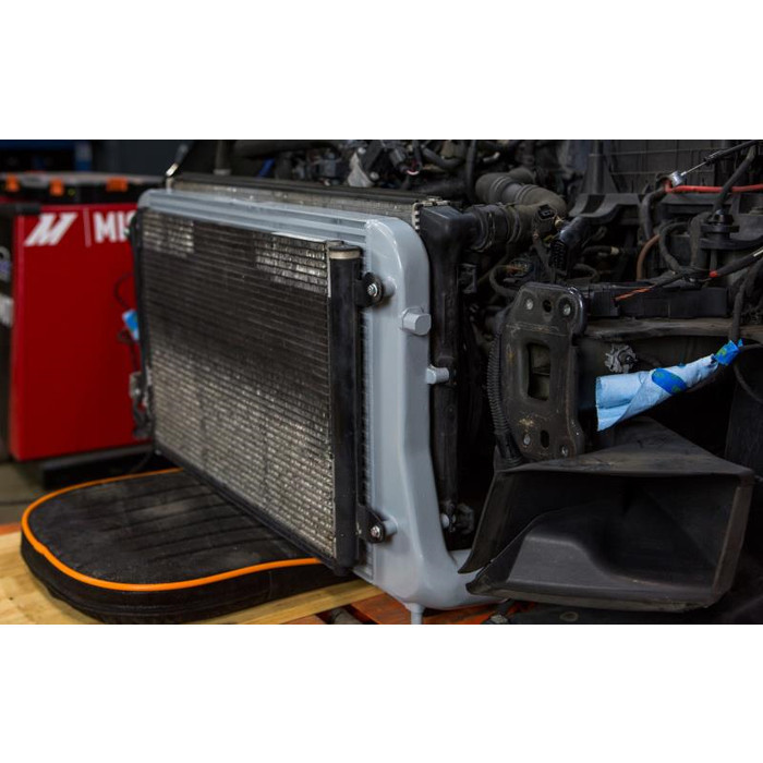 Permutador MISHIMOTO VW Golf Mk5/Mk6 GTI/R (2006-2014)Array
