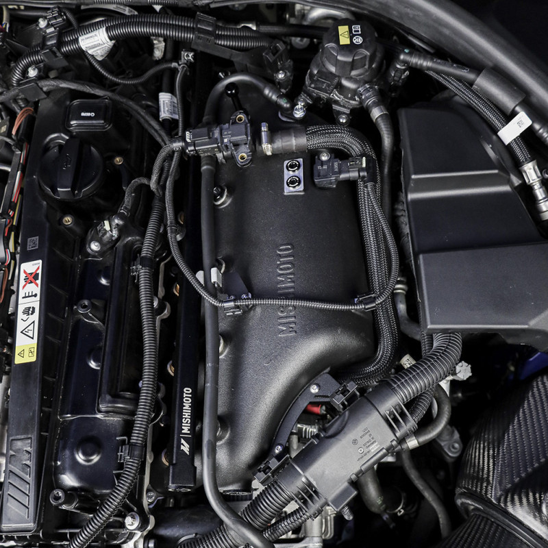 Colector con charge cooler Mishimoto BMW M3/M4/M2 G8X (2021-2026)Array