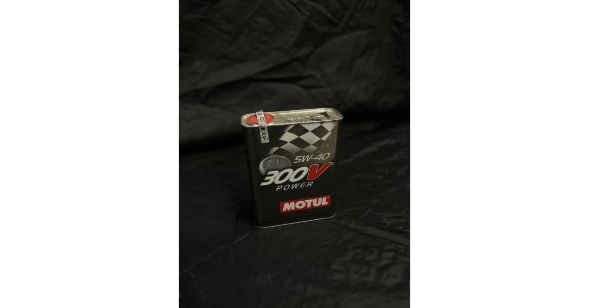 Aceite de motor Motul 300V Power 5W40 2 L reacondicionado