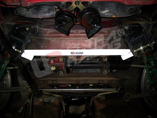 Barra de conexión inferior delantera 2 puntos ULTRA RACING Toyota MR2 SW20Array