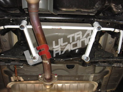 Barra de refuerzo trasera 2 puntos ULTRA RACING Mitsubishi Lancer 07+ /SportbackArray