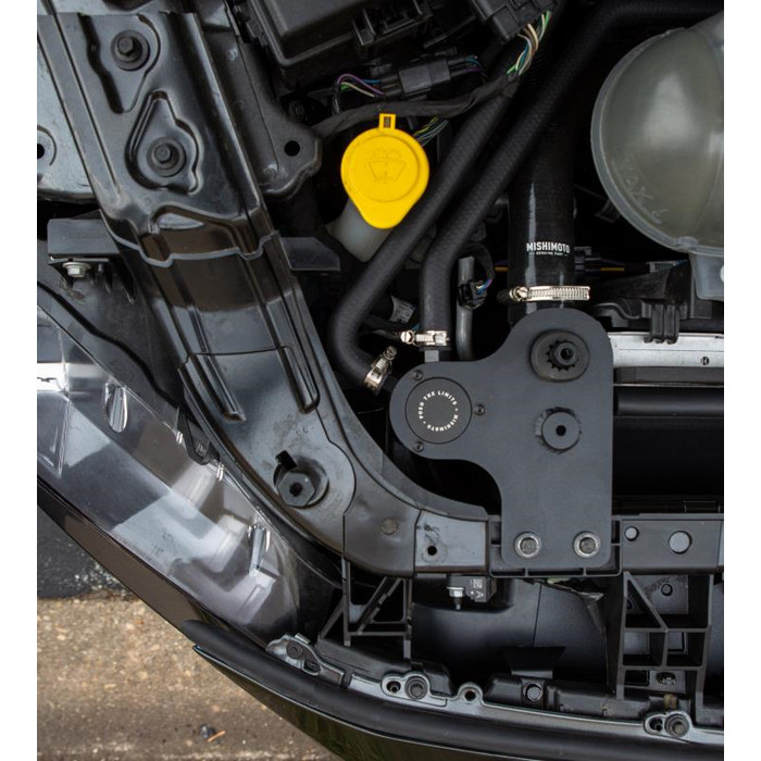 Recuperador de óleo para Mustang GT 5.0 da Mishimoto MMBCC-MUS8-18PBEArray