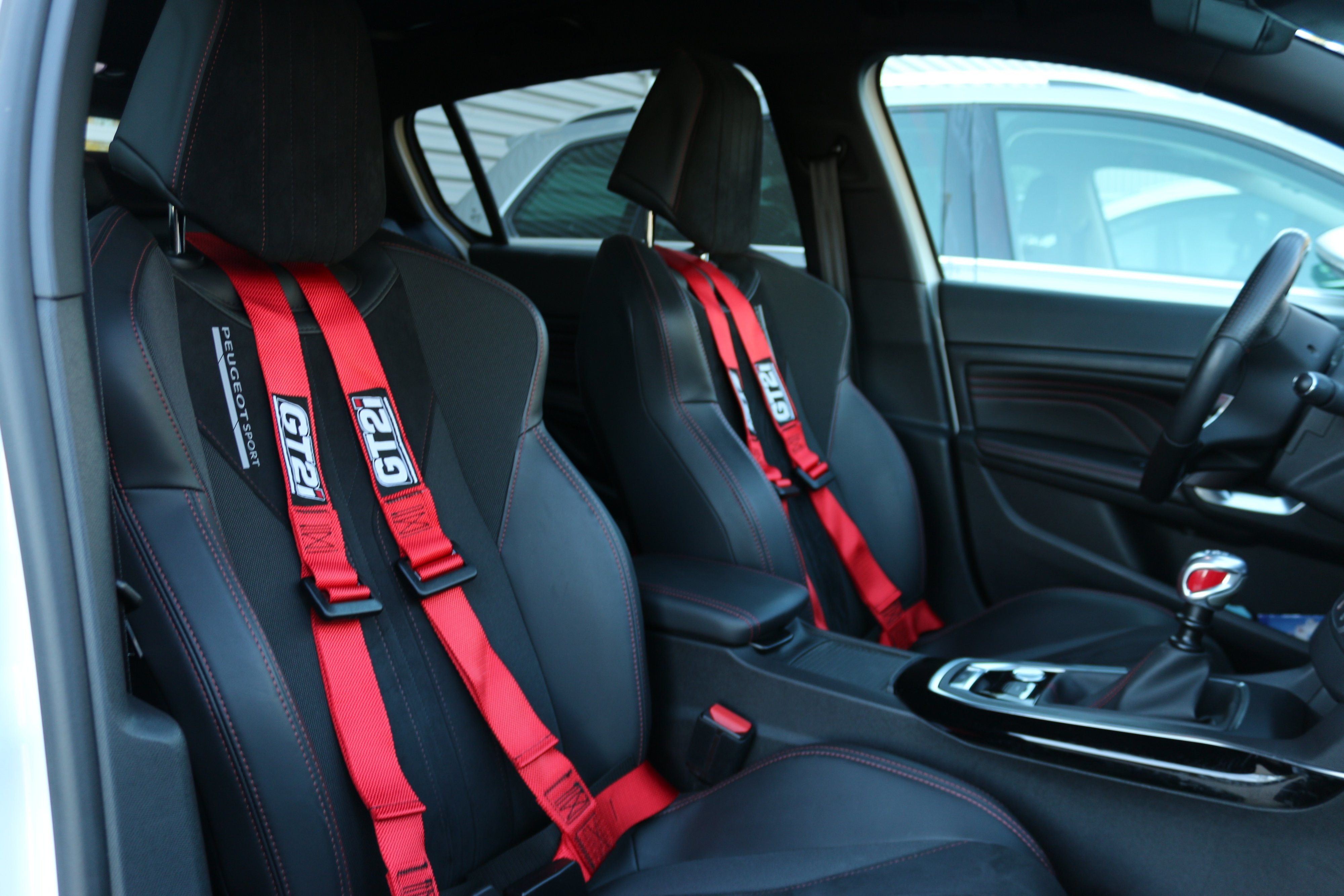 Arnés GT2i Club de 3 puntos homologado CEE 2", ajustableArray